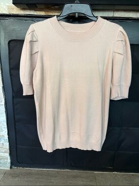 Light Pink Short Sleeve Sweater Top